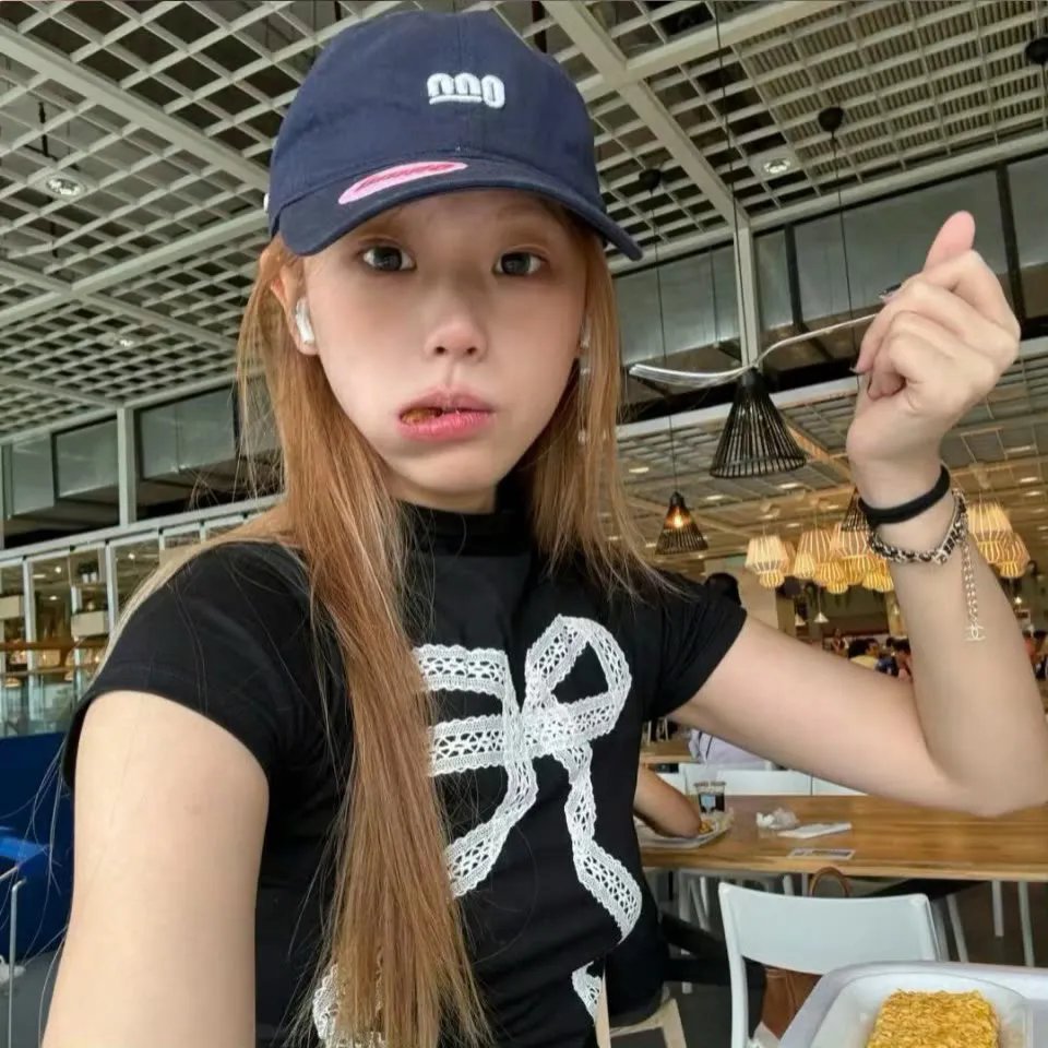 表情符号电影